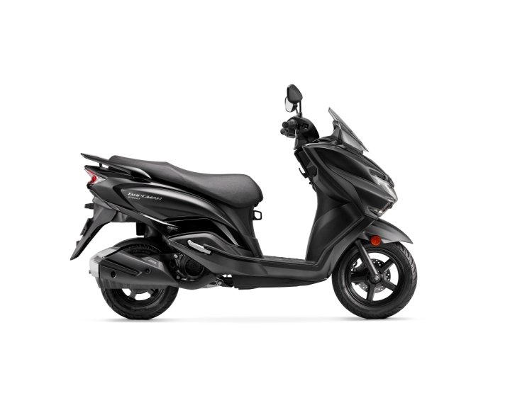 Suzuki Burgman Street Matte Black Studio Shots Rig