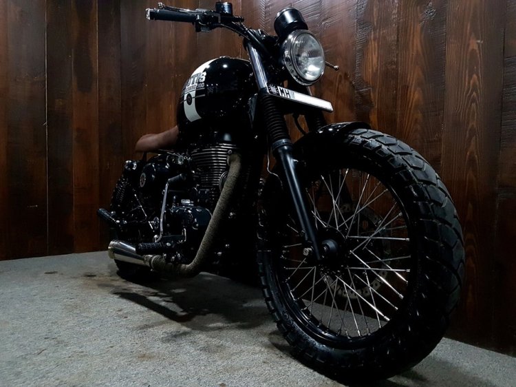 Modified Royal Enfield Thunderbird Bulleteer Custo