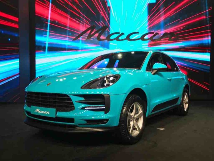 2019 Porsche Macan Image Front Three Quarters