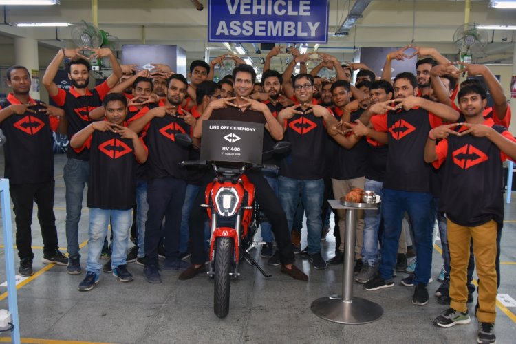 First Revolt Rv 400 Rolls Out From Manesar Plant
