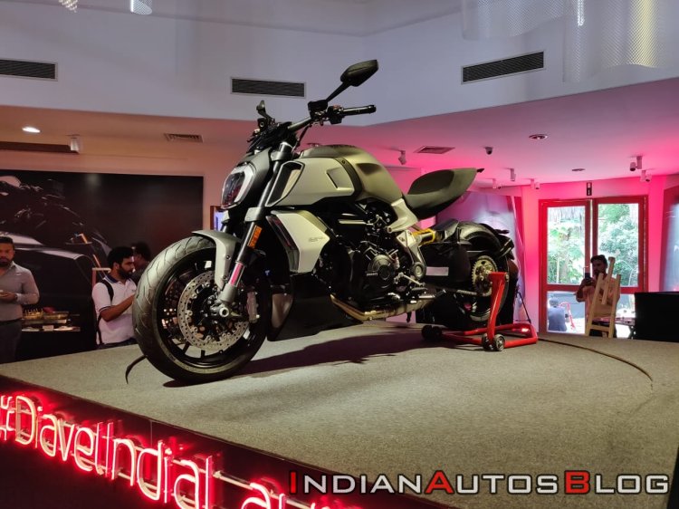 Ducati Diavel 1260 India Launch Left Front Quarter