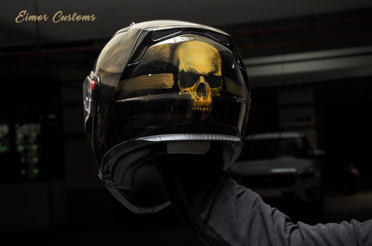 Hyosung Aquila 650 By Eimor Customs Helmet