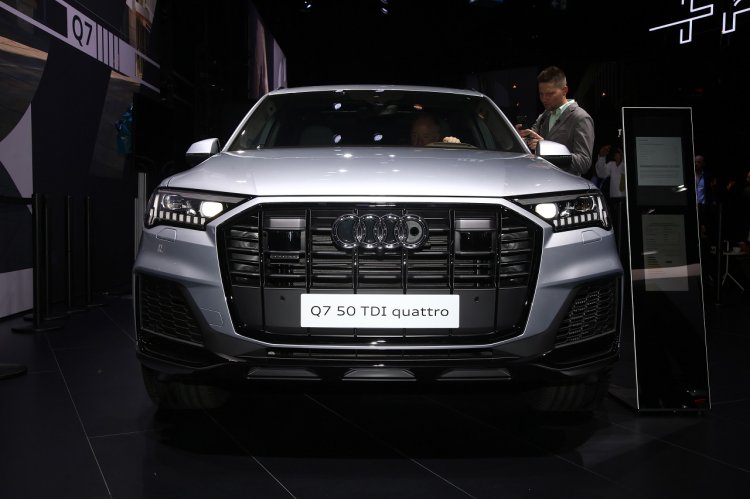 2019 Audi Q7 Facelift Front Fascia