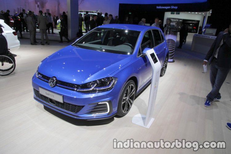 2018 Vw Golf Gte Front Quarter At The Iaa 2017