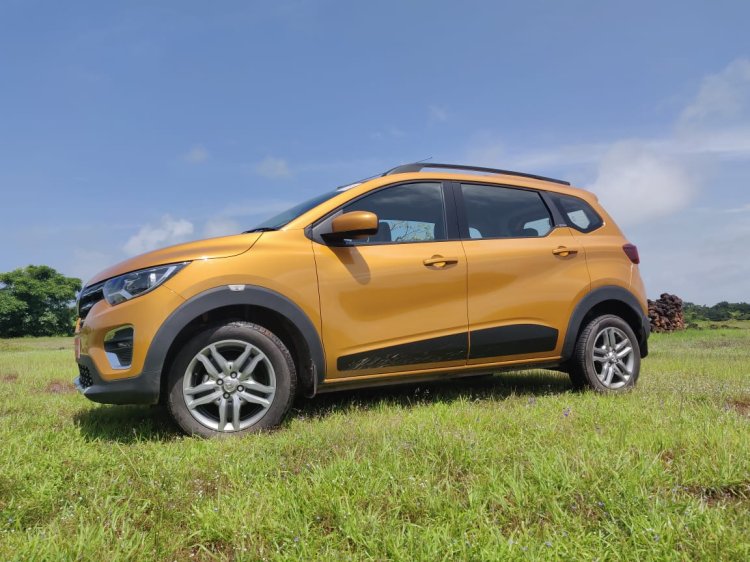 Renault Triber Test Drive Review Images Side Profi