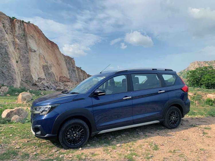 Maruti Xl6 Test Drive Review Images Side Profile 3