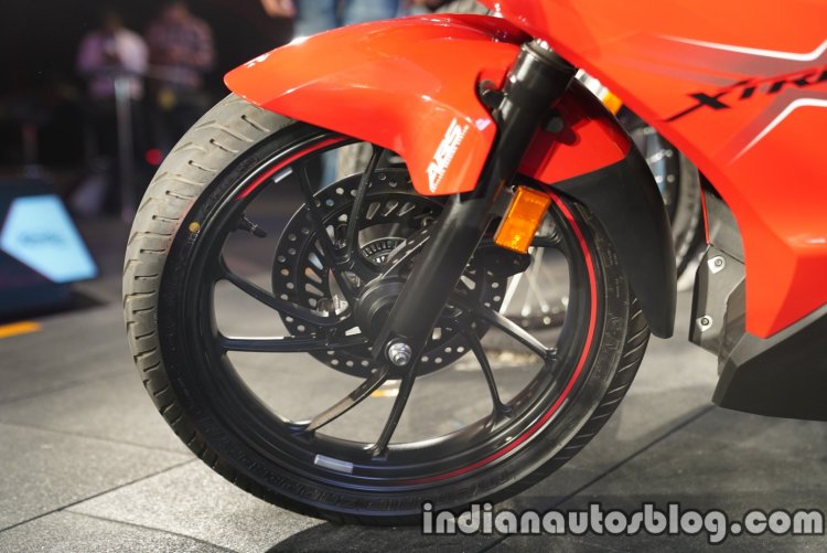 Hero Xtreme 200s India Launch Front Wheel Left Sid