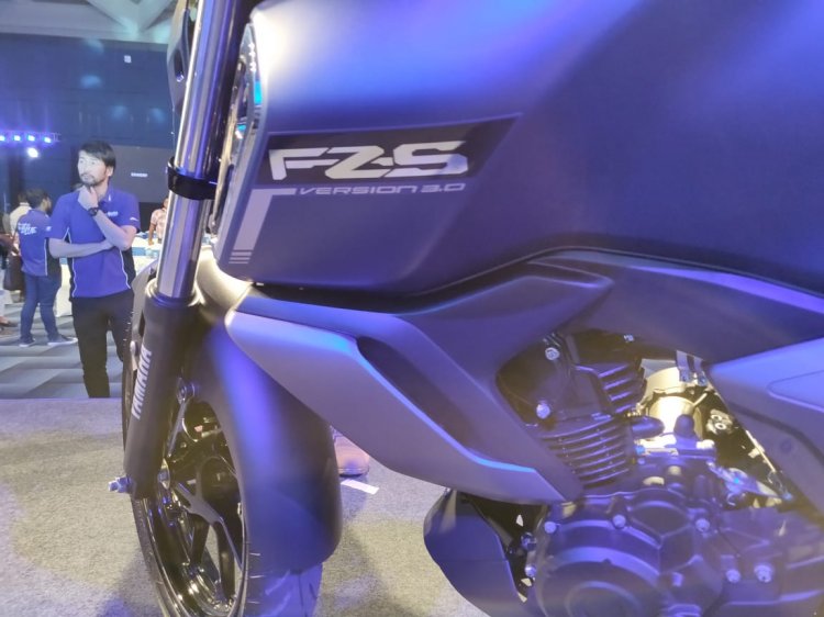 Yamaha Fz S Fi V3 0 Fuel Tank Badging D7ee