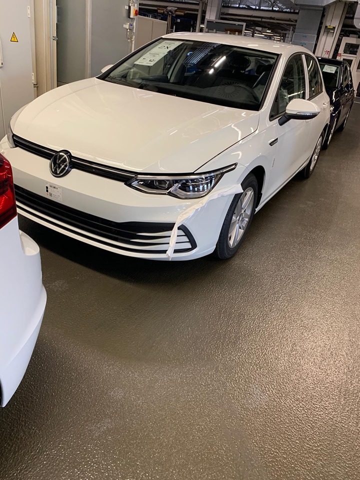 2020 VW Golf (VW Golf Mk8) leaked via spy pics from TVC shoot