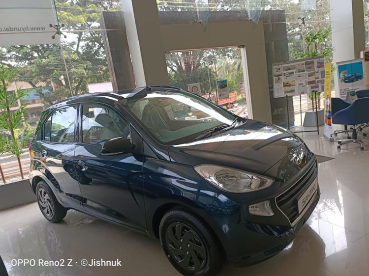 Hyundai Santro Anniversary Edition Front Three Qua