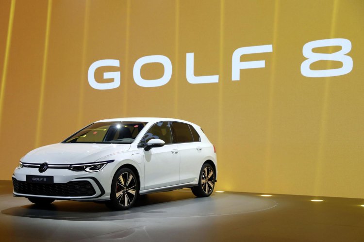 New VW Golf GTE: hybrid hatch breaks cover