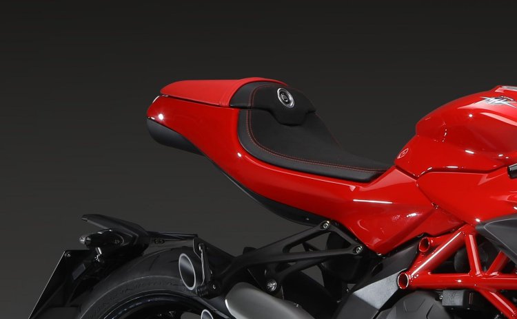 Mv Agusta Superveloce 800 Press Image Seat