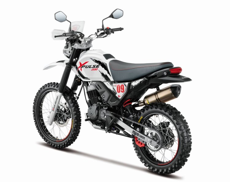 New Hero Motocorp Xpulse 200 Rally Edition Left Re