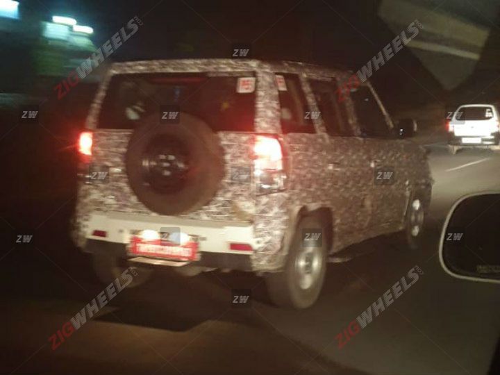 Bs Vi Mahindra Tuv300 Rear Quarter 1