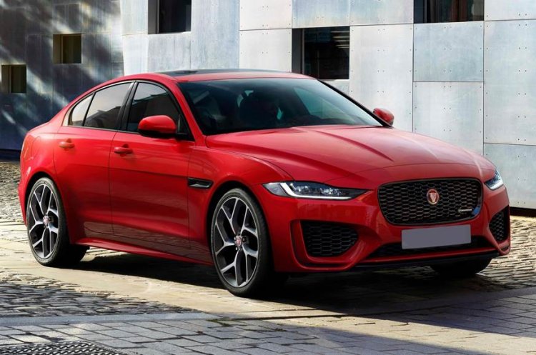 New Jaguar Xe Facelift To Be Launched In India On 4 December
