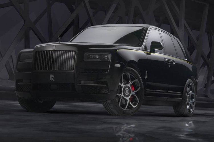 Rolls Royce Cullinan Black Front