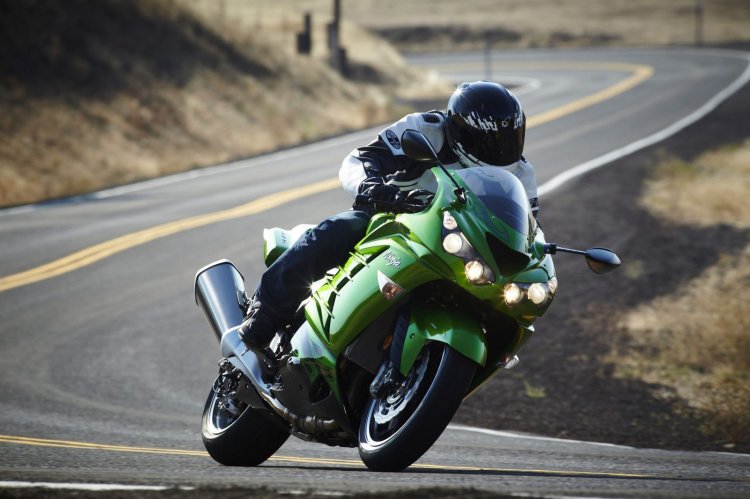 2012 Kawasaki ZX-14R First Ride Review- Kawasaki ZX-14R Photos | Cycle World