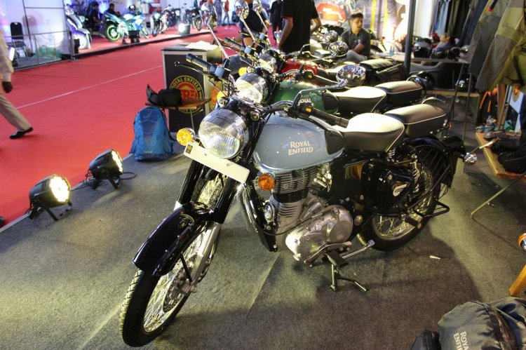 Royal Enfield Classic 350 Redditch Series At Surat