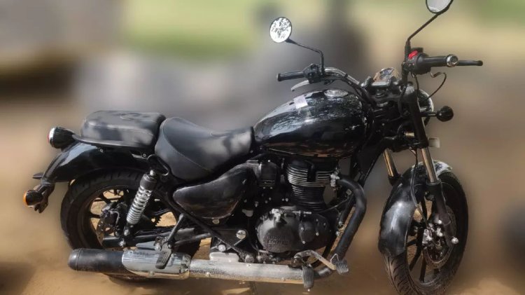 next gen royal enfield thunderbird spied in detail next gen royal enfield thunderbird