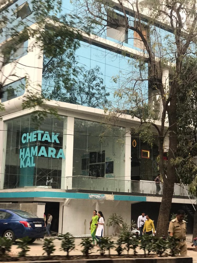 bajaj chetak electric showroom near me