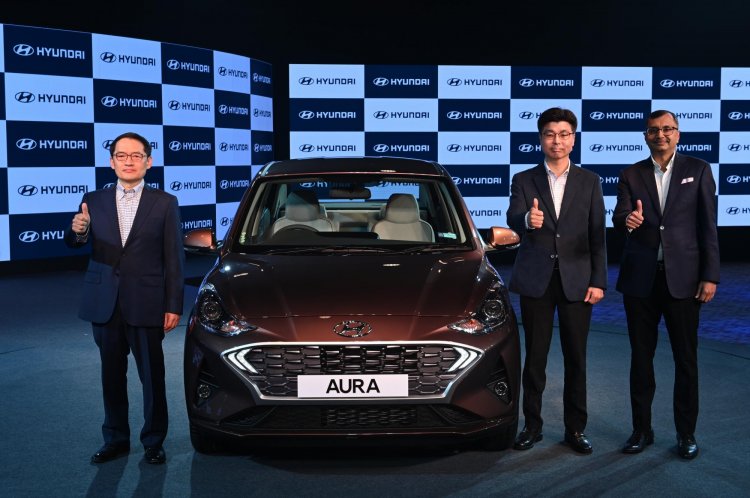 Hyundai Aura Launched 2 9997