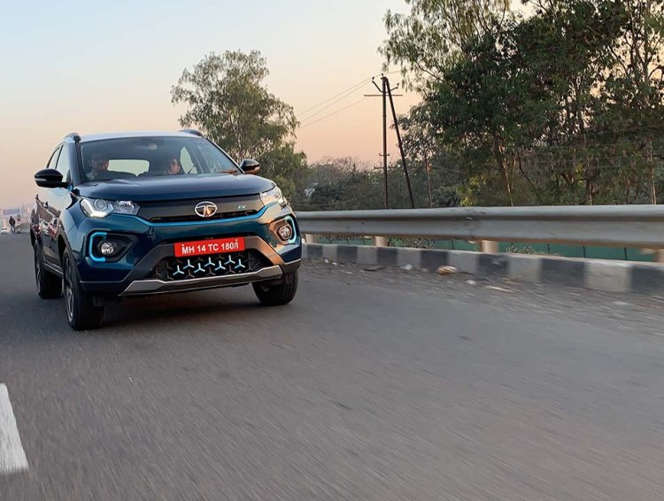 Tata Nexon Ev Image Front Three Quarters Action 3