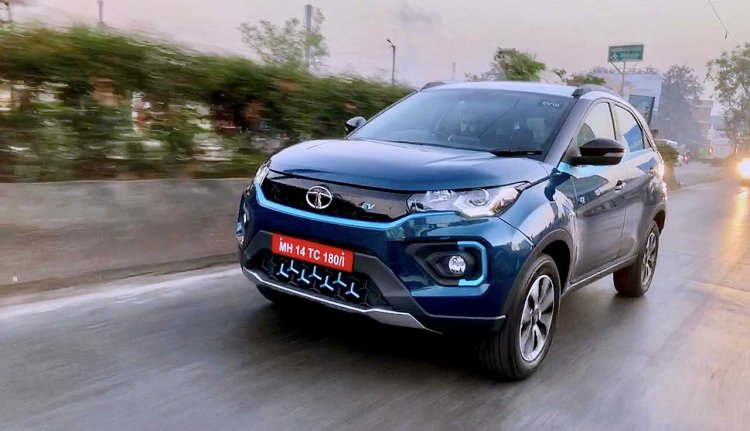 Tata Nexon Ev Image Front Three Quarters Action 4