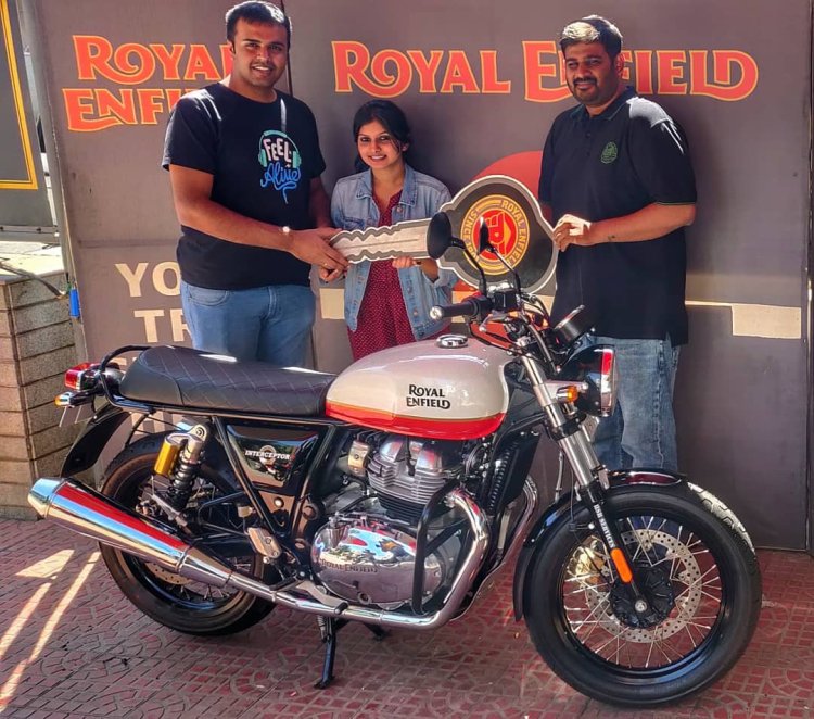 old royal enfield interceptor