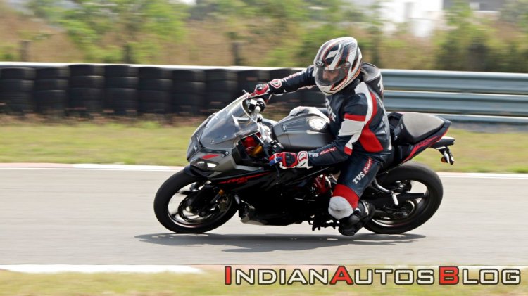 Bs Vi Tvs Apache Rr 310 Riding Shots Cornering