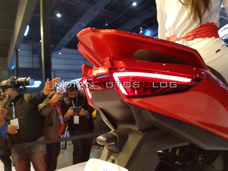 Aprilia Srx 160 Auto Expo 2020 Taillight F4b2