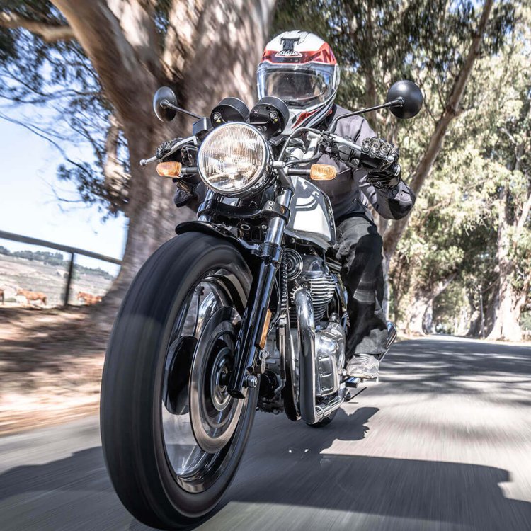 Royal Enfield Continental Gt 650 Front Three Quart