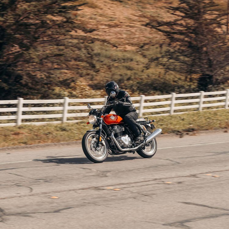Royal Enfield Interceptor 650 In Action