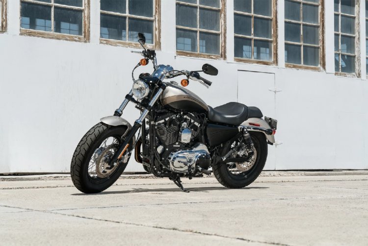 2018 Harley Davidson 1200 Custom Press Left Side