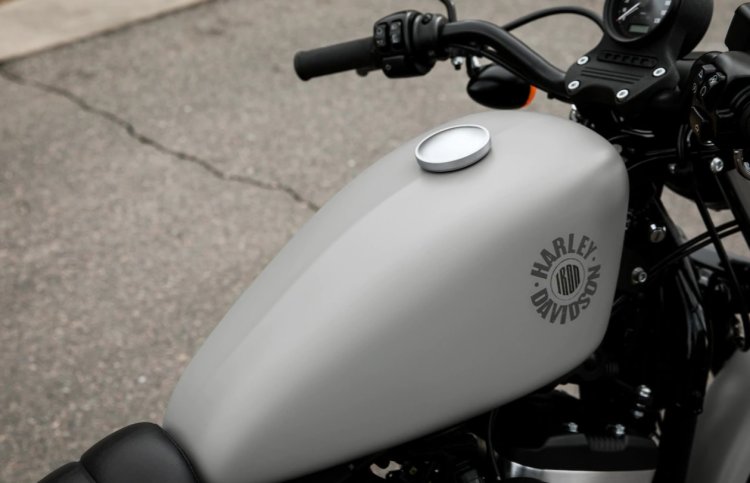 harley davidson iron 883 fuel tank