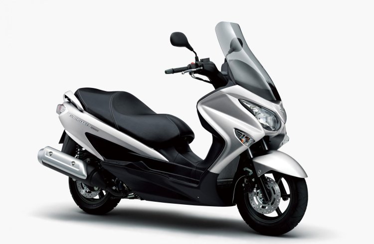 2020 Suzuki Burgman 200 Front Three Quarter