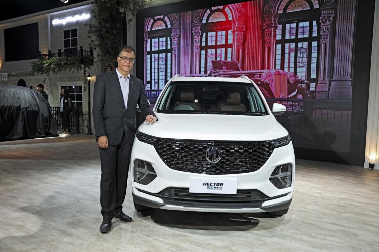 Mg Hector Plus Front