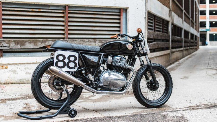 Pro women build four Royal Enfield Interceptor 650 Flat Tracker bikes