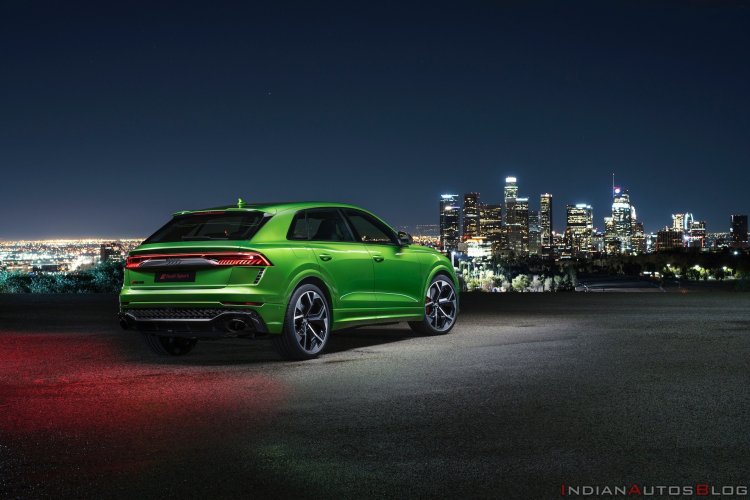 Audi Rs Q8 Exterior Rear Quarters