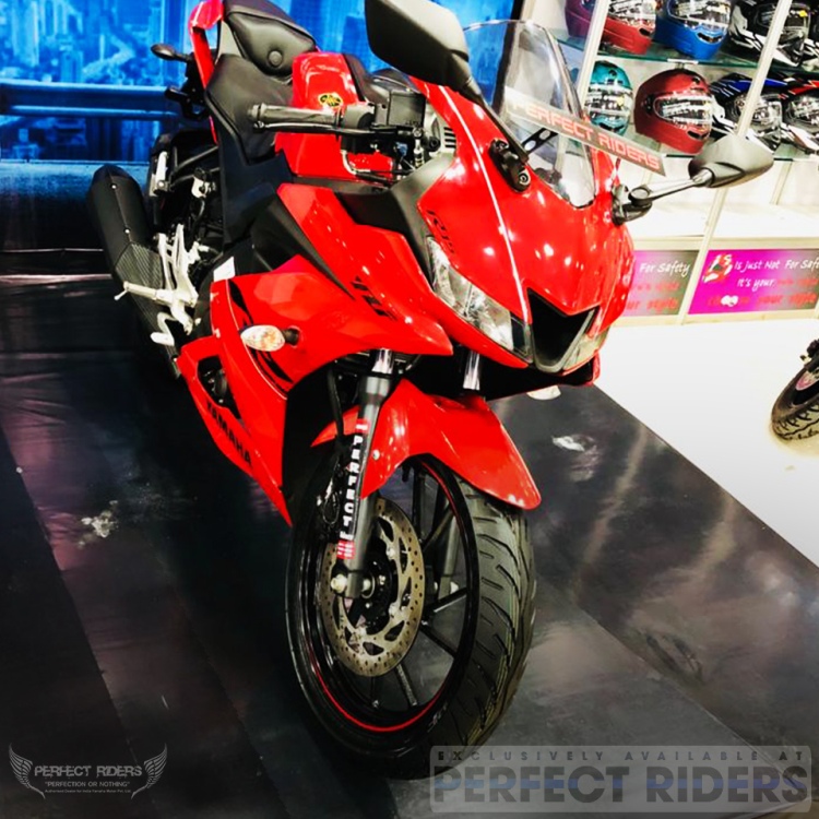 Yamaha v3 store red