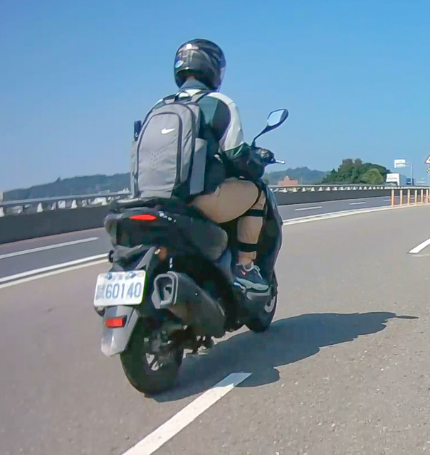 Yamaha Cygnus X 125 Spy Shot Rear