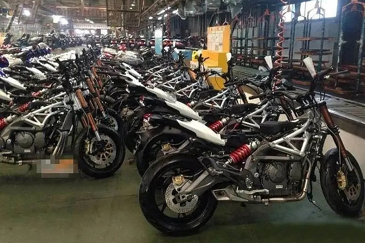2021 Benelli Tnt 600i Benelli Srk 600 Factory