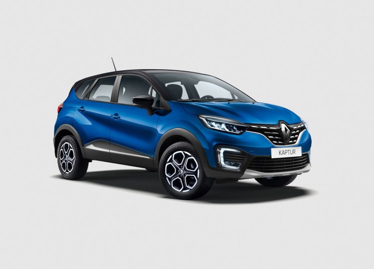 2021 Renault Captur Facelift Front Quarters