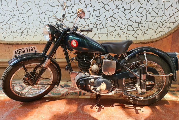Restored Bsa B31 Plunger 1952 Left Side