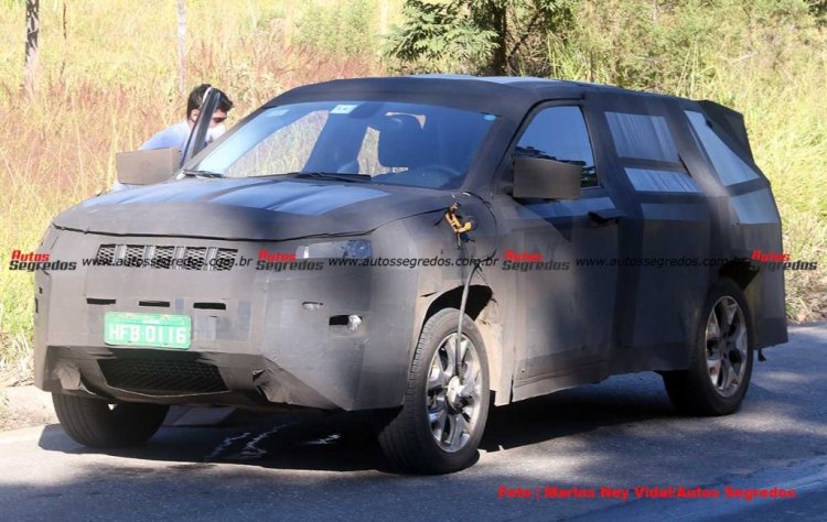 Jeep Compass Seven Seater Grand Compass Spy Shot