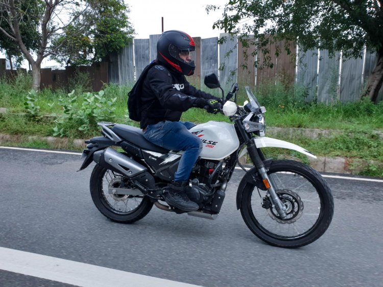 Hero Xpulse 200 Road Test Review Action Side