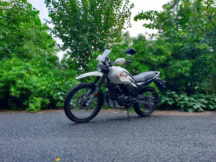 Hero Xpulse 200 Road Test Review Front Three Quart