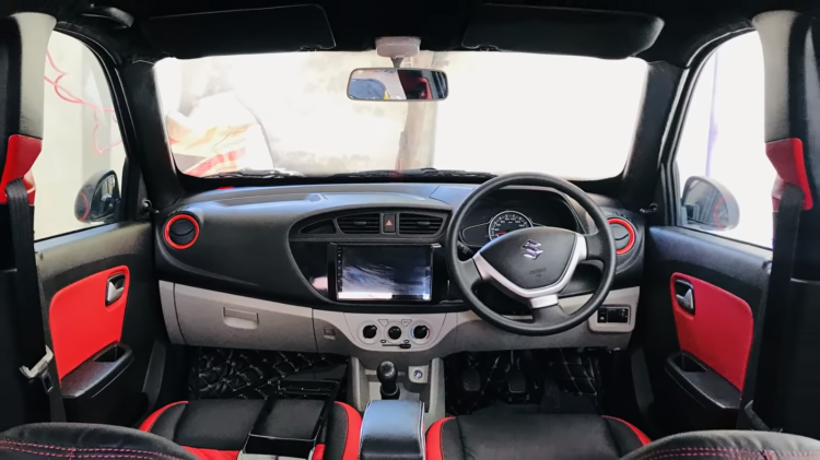 Maruti Alto modified into a dark stealth ride, video and pictures inside