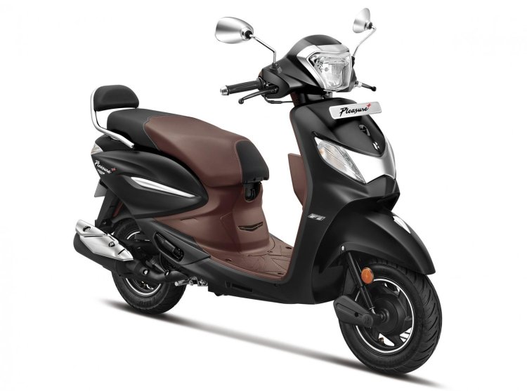 Hero Pleasure Platinum Front Right