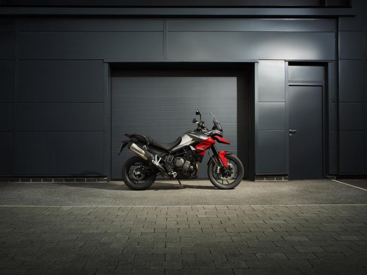 Triumph Tiger 850 Sport Static Right Side