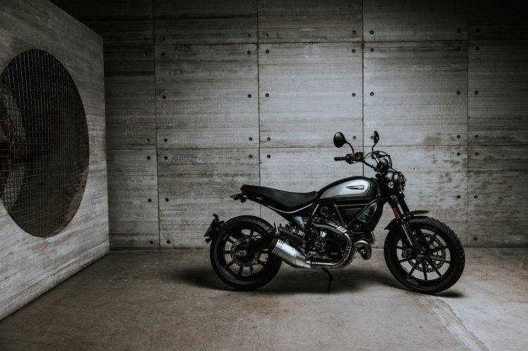 Ducati Scrambler Icon Dark Right Side